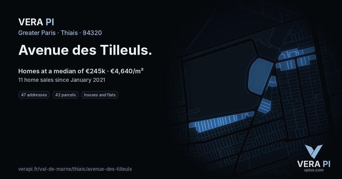 Avenue des Tilleuls, Thiais at night – every parcel coloured by the prices around it, the street's own parcels lit