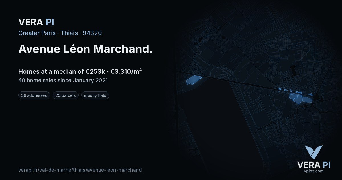 Avenue Léon Marchand, Thiais at night – every parcel coloured by the prices around it, the street's own parcels lit