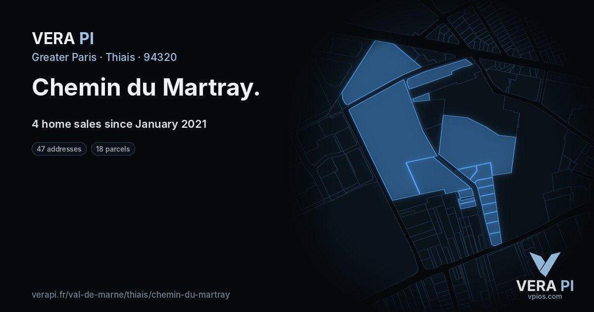 Chemin du Martray, Thiais at night – every parcel coloured by the prices around it, the street's own parcels lit