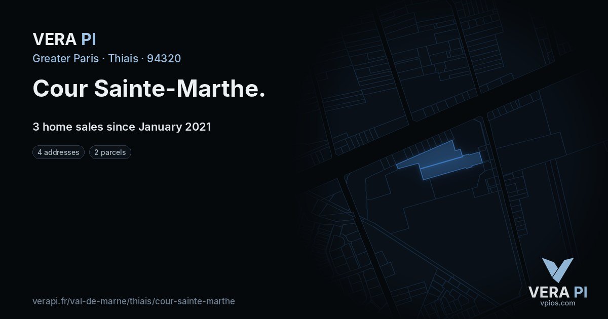 Cour Sainte-Marthe, Thiais at night – every parcel coloured by the prices around it, the street's own parcels lit