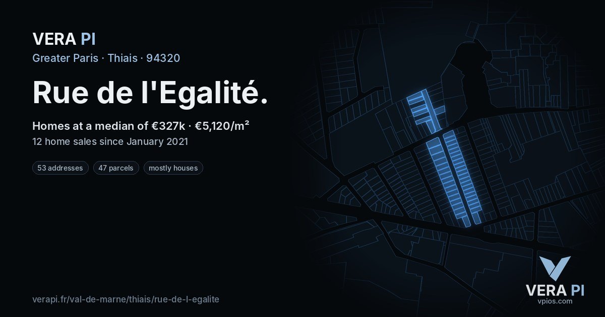 Rue de l'Egalité, Thiais at night – every parcel coloured by the prices around it, the street's own parcels lit