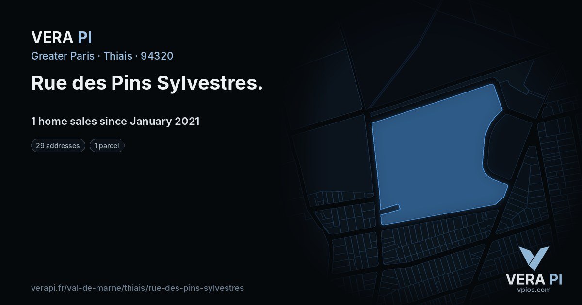Rue des Pins Sylvestres, Thiais at night – every parcel coloured by the prices around it, the street's own parcels lit