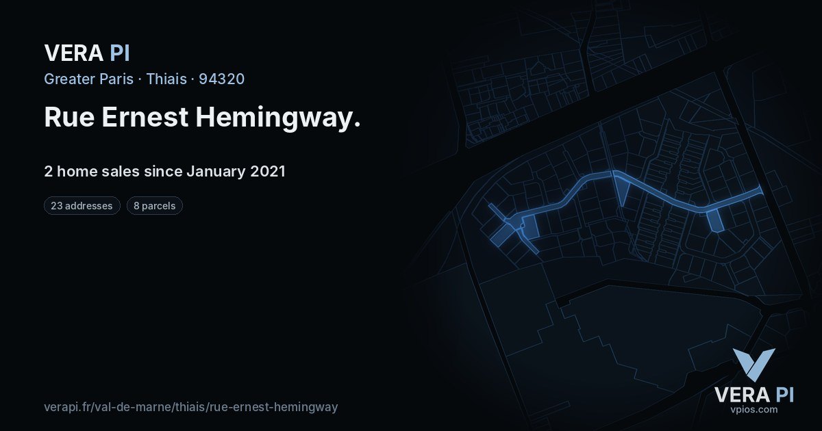 Rue Ernest Hemingway, Thiais at night – every parcel coloured by the prices around it, the street's own parcels lit