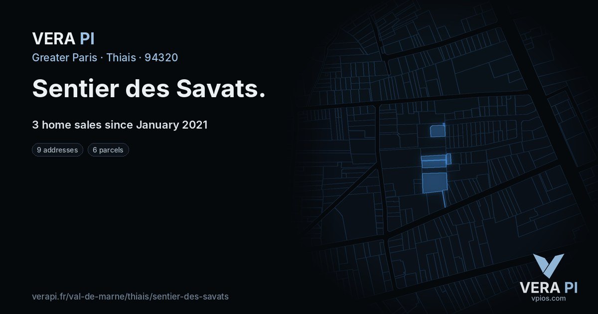 Sentier des Savats, Thiais at night – every parcel coloured by the prices around it, the street's own parcels lit