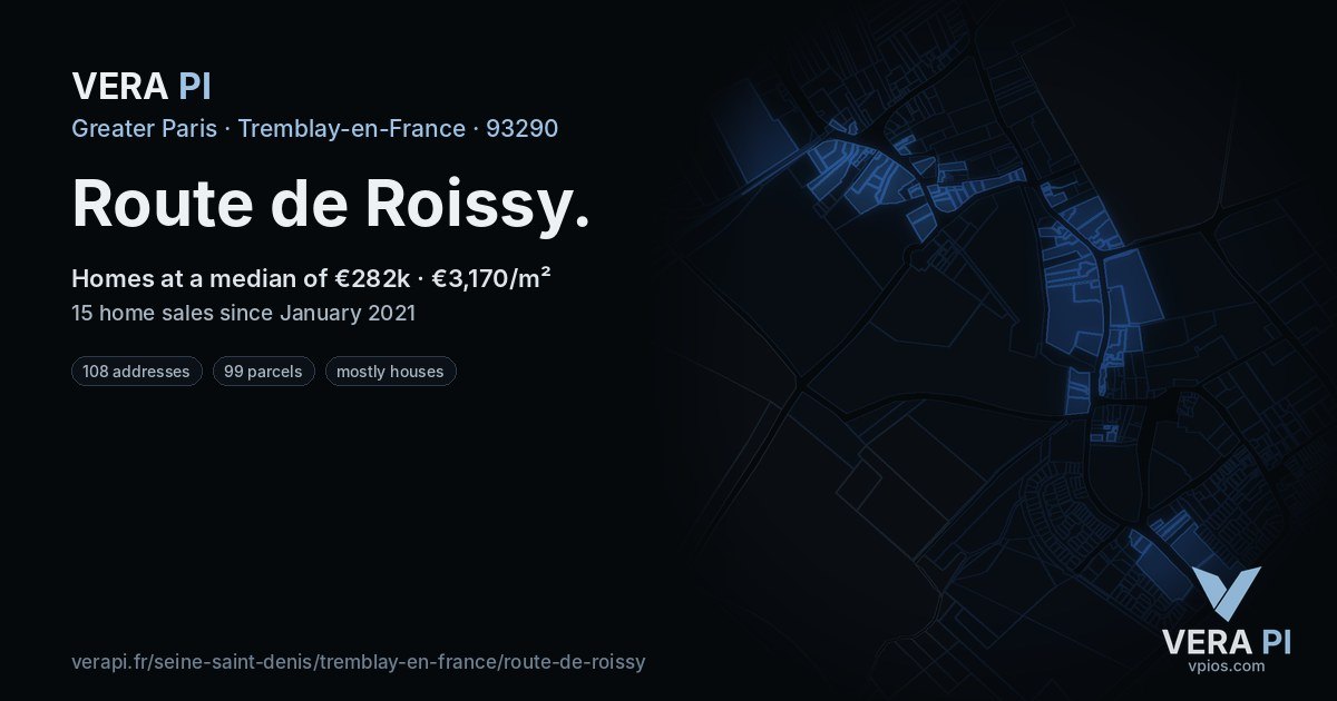 Route de Roissy, Tremblay-en-France at night – every parcel coloured by the prices around it, the street's own parcels lit