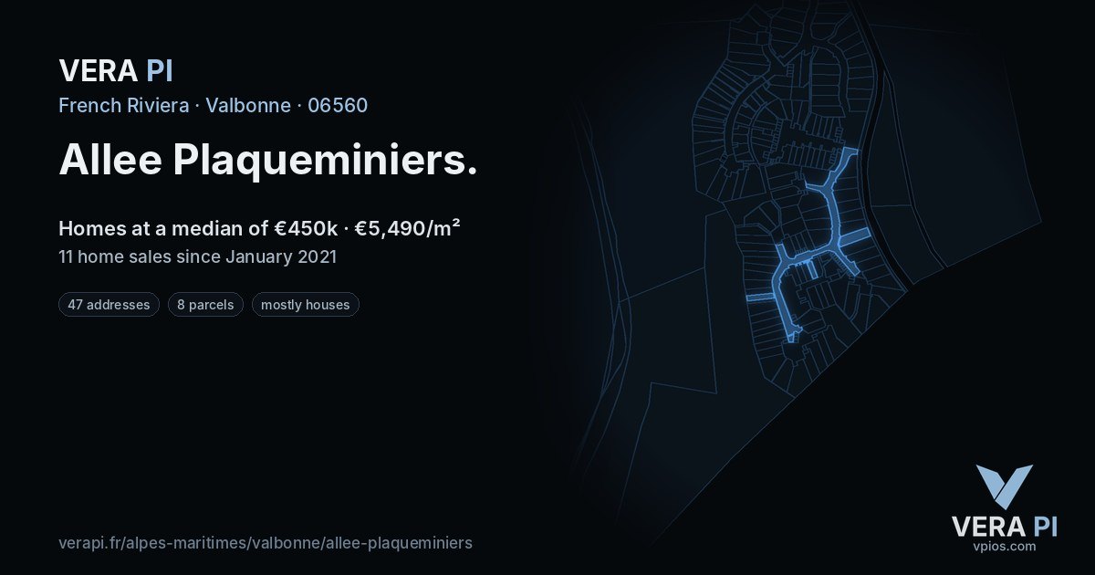 Allee Plaqueminiers, Valbonne at night – every parcel coloured by the prices around it, the street's own parcels lit