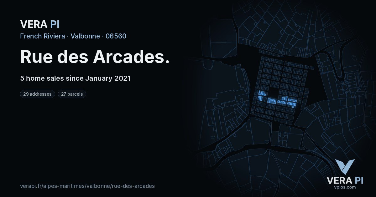 Rue des Arcades, Valbonne at night – every parcel coloured by the prices around it, the street's own parcels lit