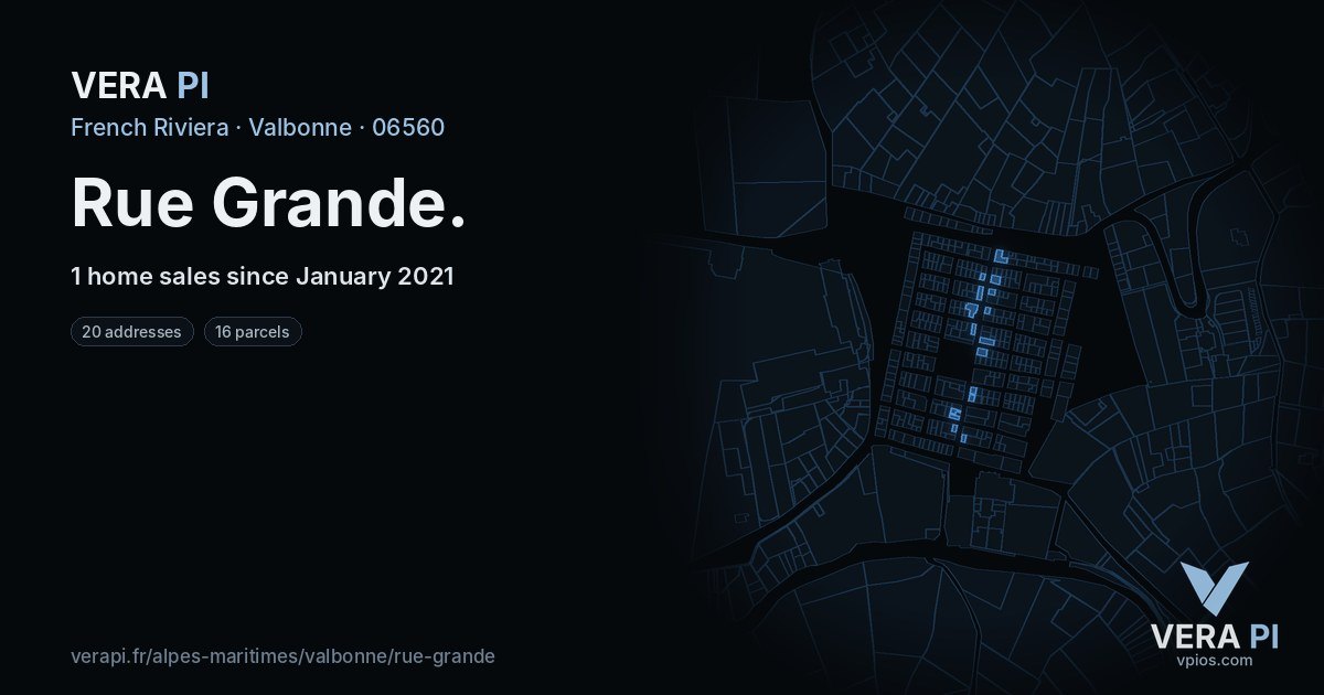 Rue Grande, Valbonne at night – every parcel coloured by the prices around it, the street's own parcels lit