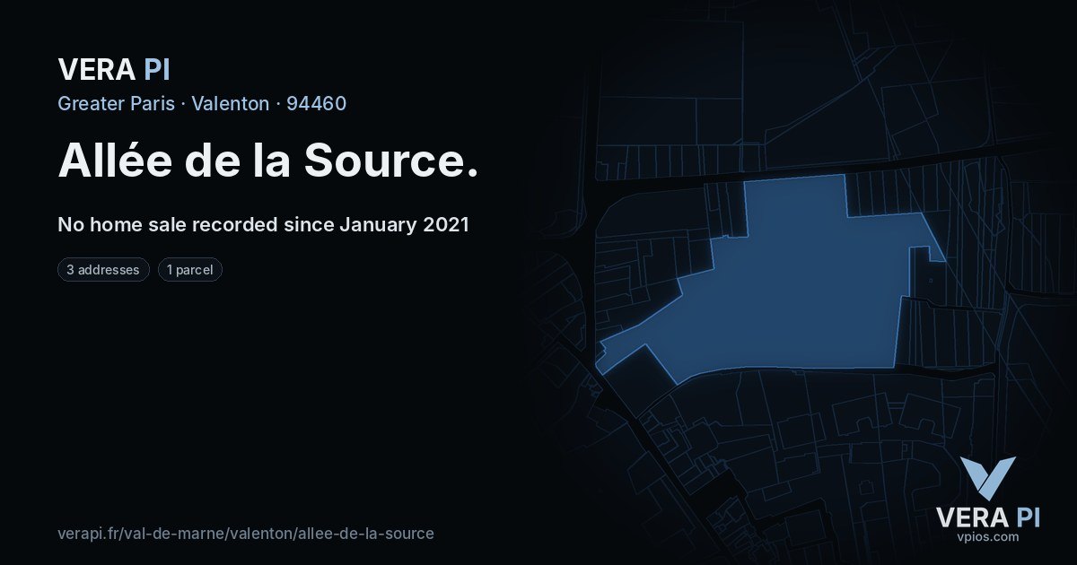Allée de la Source, Valenton at night – every parcel coloured by the prices around it, the street's own parcels lit