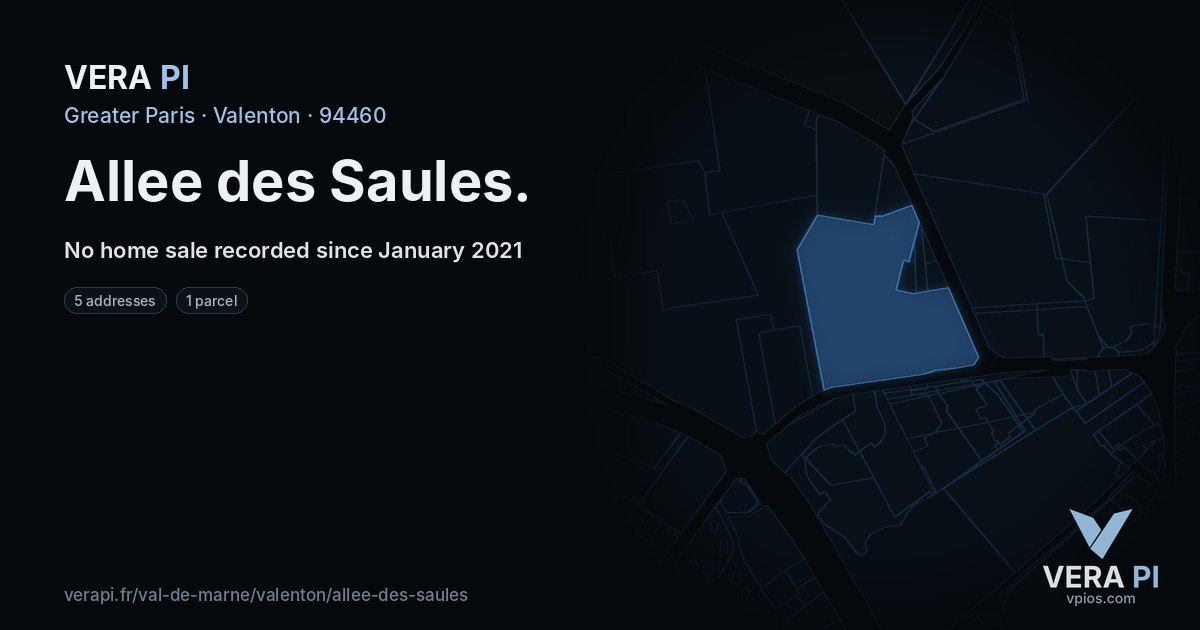 Allee des Saules, Valenton at night – every parcel coloured by the prices around it, the street's own parcels lit