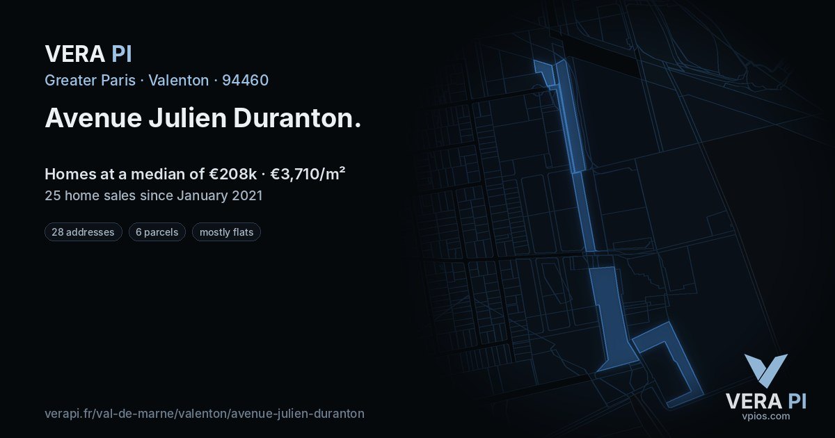 Avenue Julien Duranton, Valenton at night – every parcel coloured by the prices around it, the street's own parcels lit