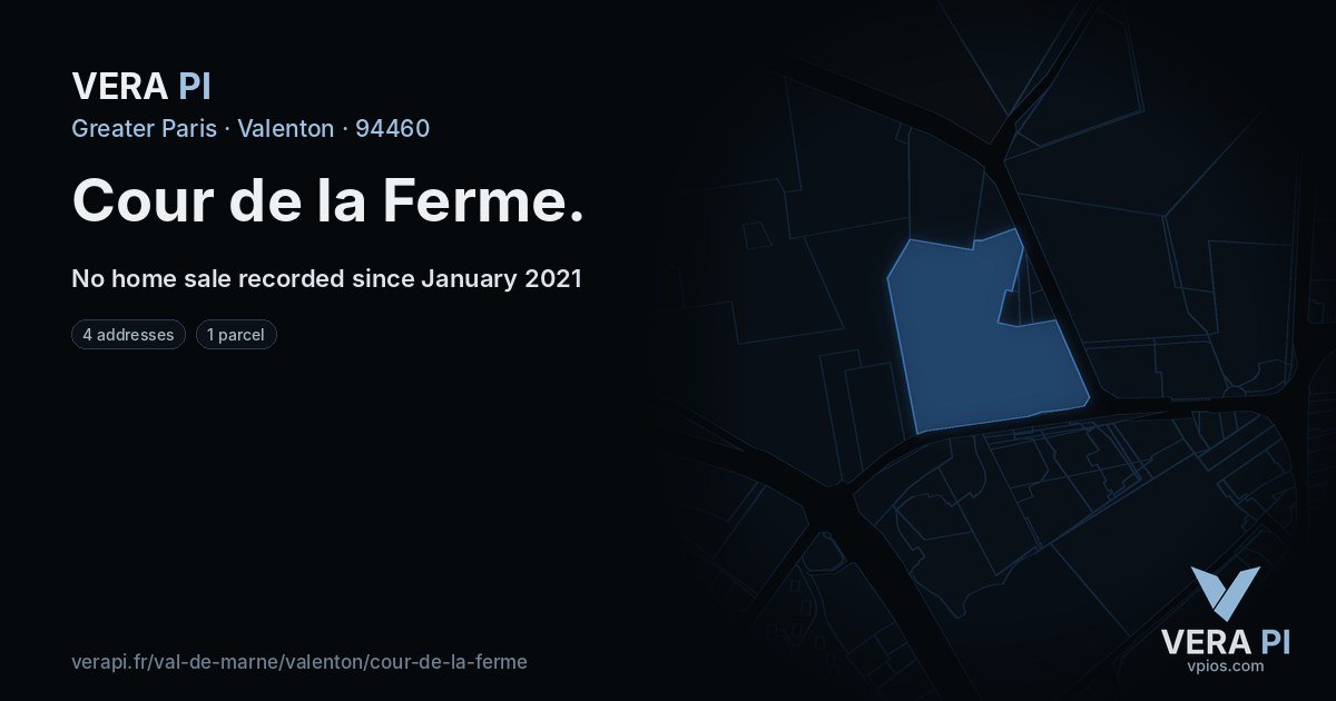 Cour de la Ferme, Valenton at night – every parcel coloured by the prices around it, the street's own parcels lit