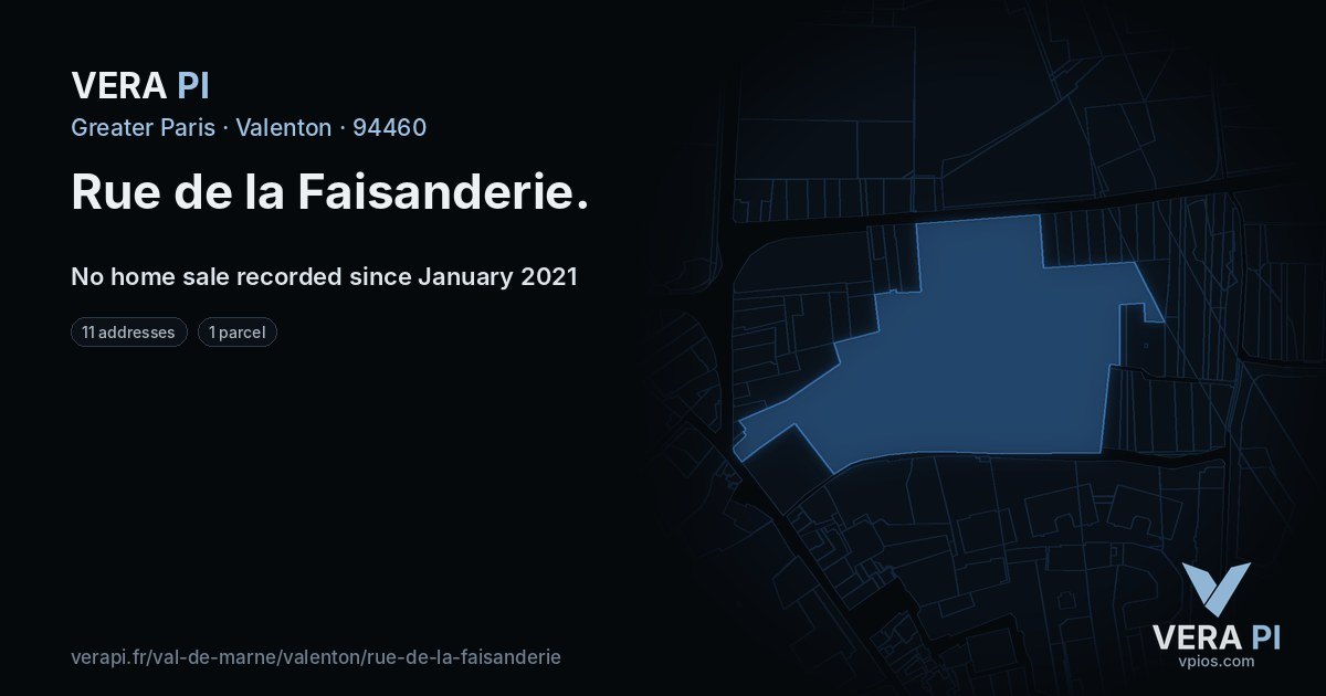 Rue de la Faisanderie, Valenton at night – every parcel coloured by the prices around it, the street's own parcels lit
