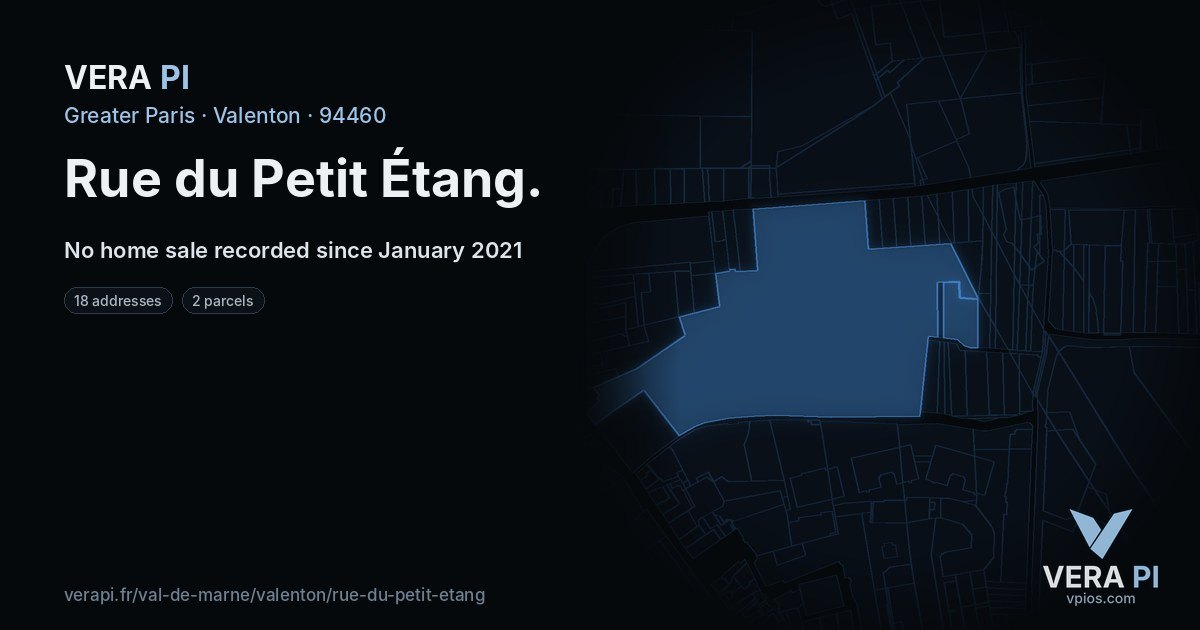 Rue du Petit Étang, Valenton at night – every parcel coloured by the prices around it, the street's own parcels lit