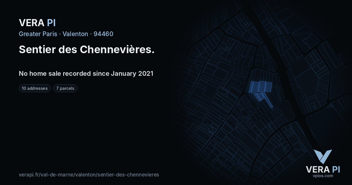 Sentier des Chennevières, Valenton at night – every parcel coloured by the prices around it, the street's own parcels lit
