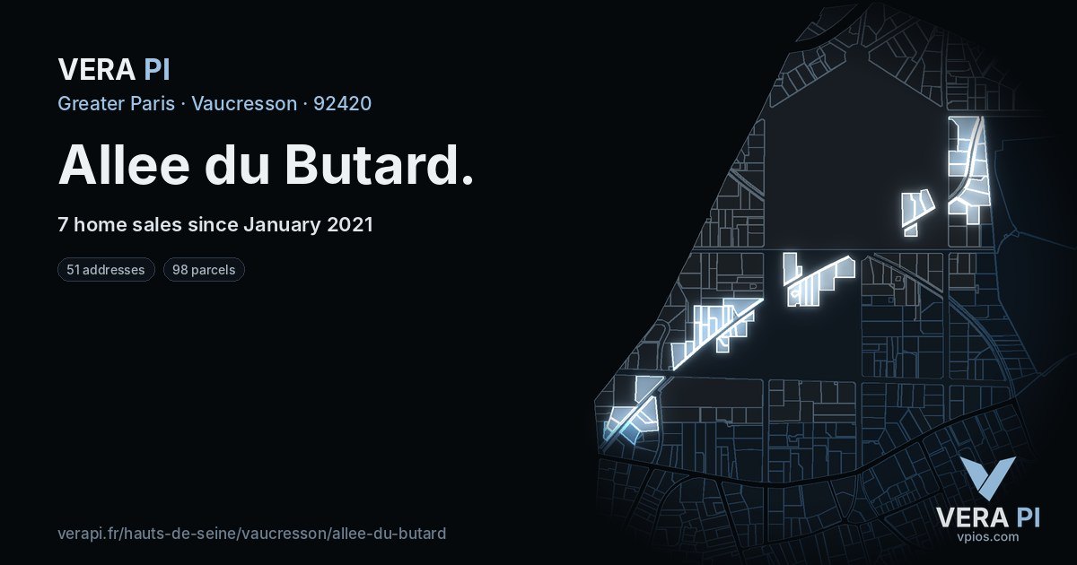 Allee du Butard, Vaucresson at night – every parcel coloured by the prices around it, the street's own parcels lit