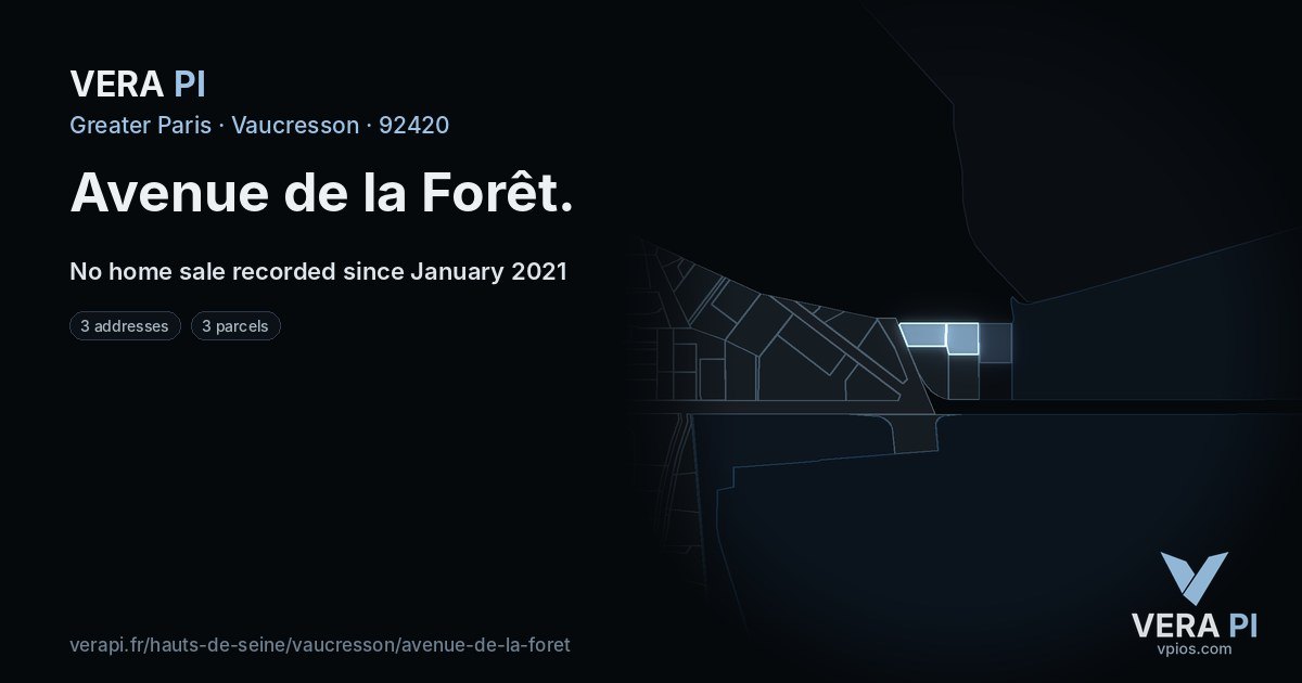 Avenue de la Forêt, Vaucresson at night – every parcel coloured by the prices around it, the street's own parcels lit