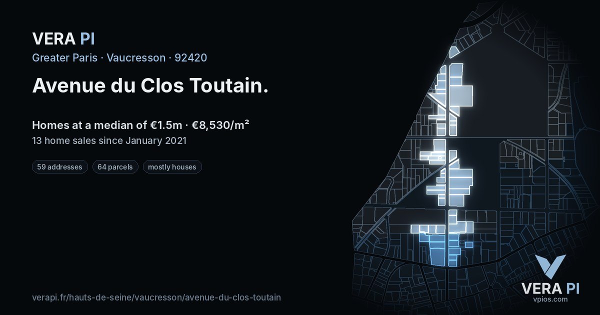 Avenue du Clos Toutain, Vaucresson at night – every parcel coloured by the prices around it, the street's own parcels lit