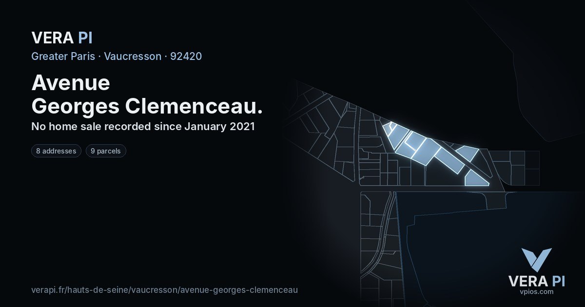 Avenue Georges Clemenceau, Vaucresson at night – every parcel coloured by the prices around it, the street's own parcels lit