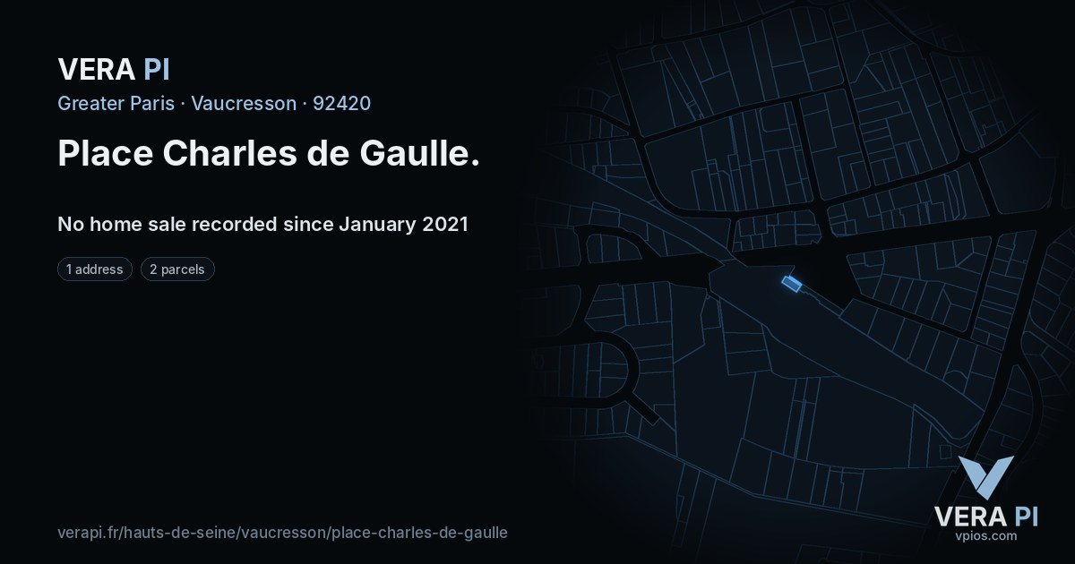 Place Charles de Gaulle, Vaucresson at night – every parcel coloured by the prices around it, the street's own parcels lit