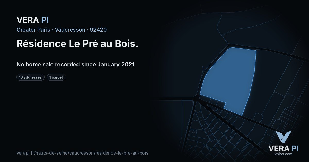 Résidence Le Pré au Bois, Vaucresson at night – every parcel coloured by the prices around it, the street's own parcels lit