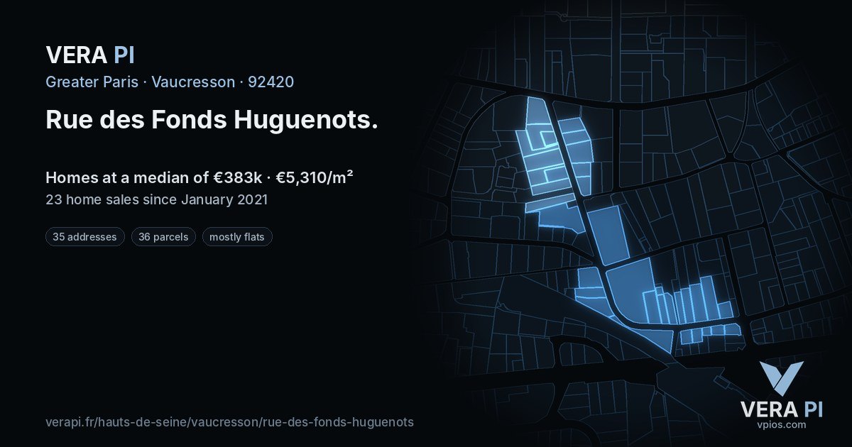 Rue des Fonds Huguenots, Vaucresson at night – every parcel coloured by the prices around it, the street's own parcels lit