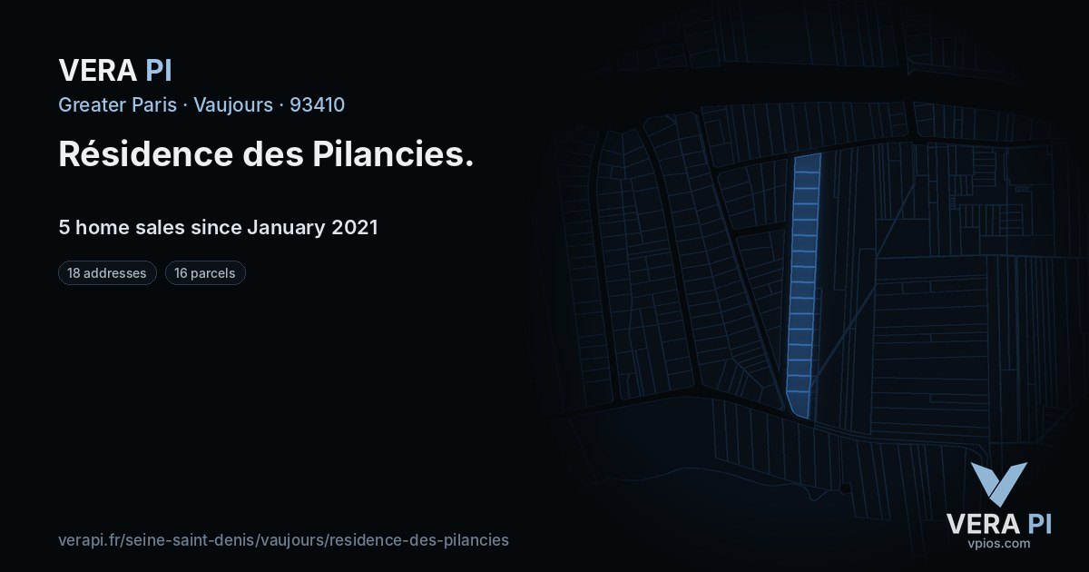 Résidence des Pilancies, Vaujours at night – every parcel coloured by the prices around it, the street's own parcels lit