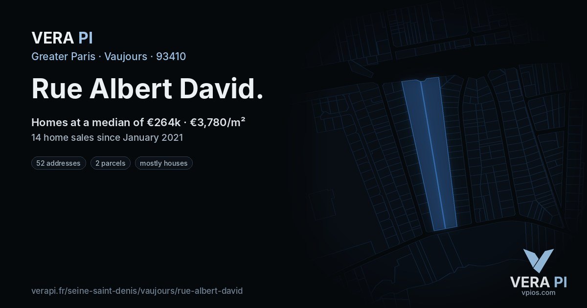 Rue Albert David, Vaujours at night – every parcel coloured by the prices around it, the street's own parcels lit