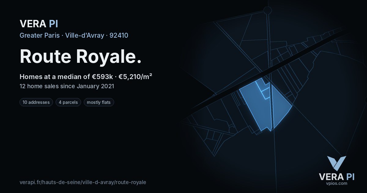Route Royale, Ville-d'Avray at night – every parcel coloured by the prices around it, the street's own parcels lit