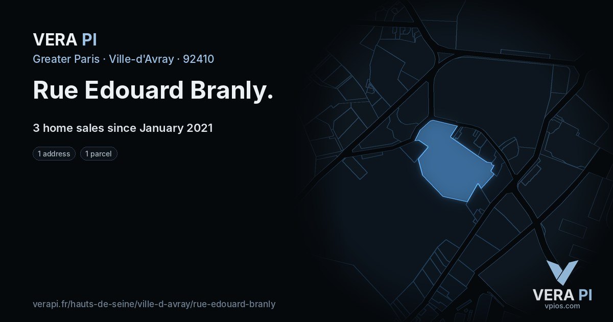 Rue Edouard Branly, Ville-d'Avray at night – every parcel coloured by the prices around it, the street's own parcels lit