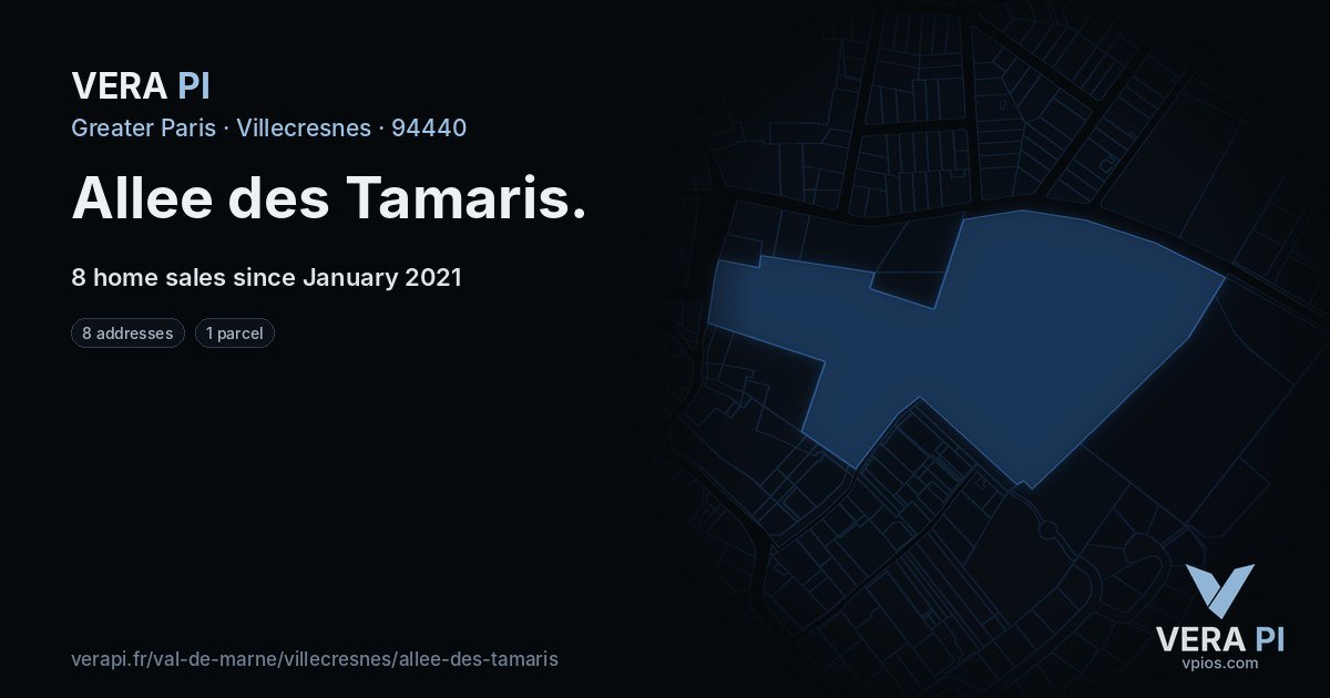 Allee des Tamaris, Villecresnes at night – every parcel coloured by the prices around it, the street's own parcels lit
