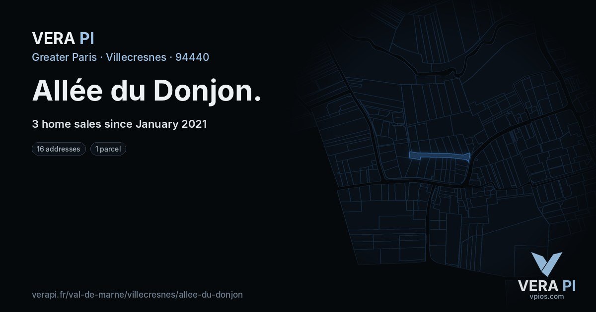Allée du Donjon, Villecresnes at night – every parcel coloured by the prices around it, the street's own parcels lit