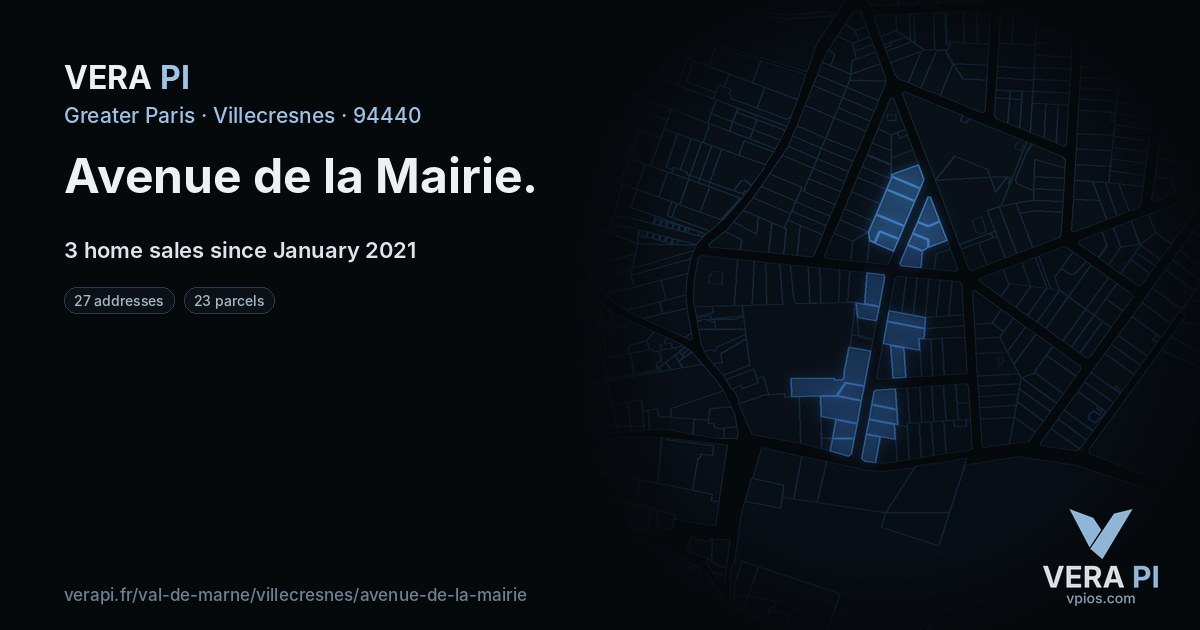 Avenue de la Mairie, Villecresnes at night – every parcel coloured by the prices around it, the street's own parcels lit