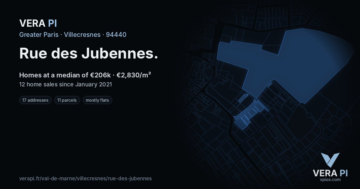Rue des Jubennes, Villecresnes at night – every parcel coloured by the prices around it, the street's own parcels lit