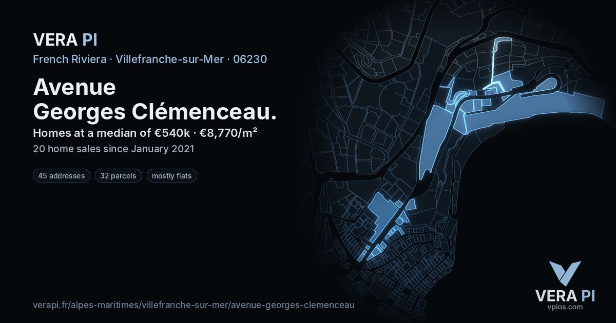 Avenue Georges Clémenceau, Villefranche-sur-Mer at night – every parcel coloured by the prices around it, the street's own parcels lit