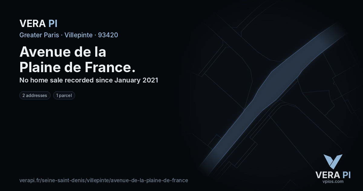 Avenue de la Plaine de France, Villepinte at night – every parcel coloured by the prices around it, the street's own parcels lit