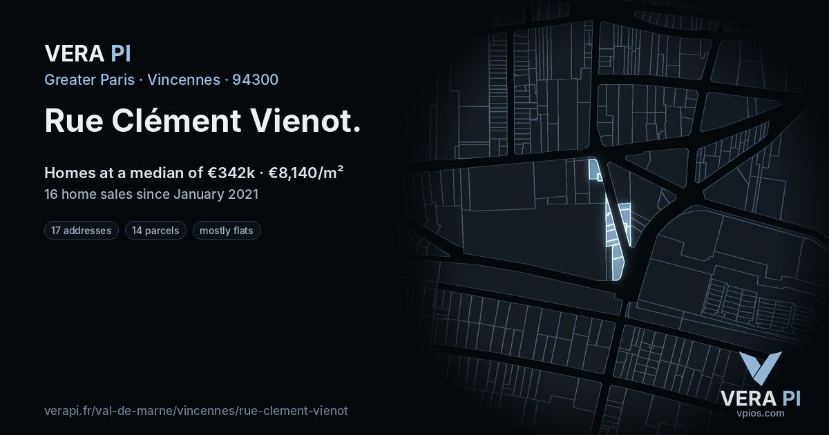 Rue Clément Vienot, Vincennes at night – every parcel coloured by the prices around it, the street's own parcels lit