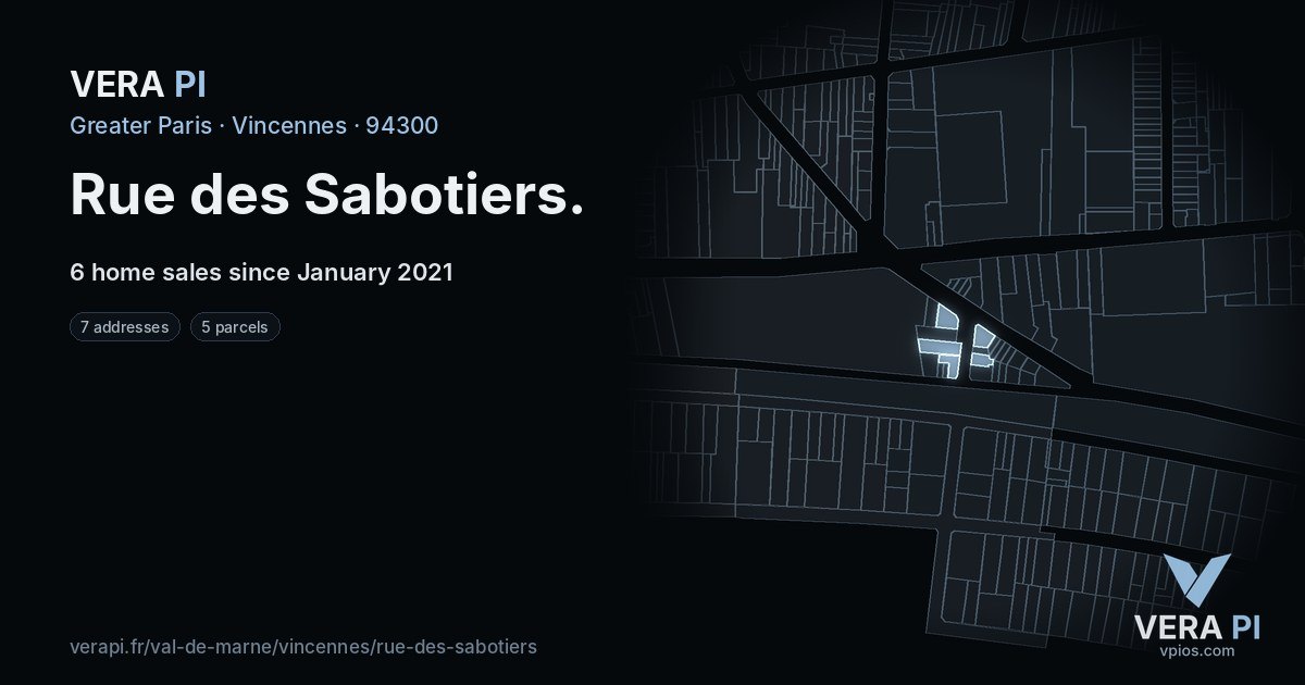Rue des Sabotiers, Vincennes at night – every parcel coloured by the prices around it, the street's own parcels lit