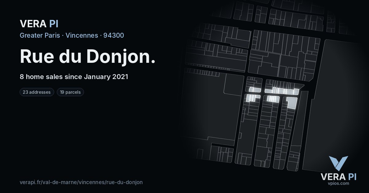 Rue du Donjon, Vincennes at night – every parcel coloured by the prices around it, the street's own parcels lit