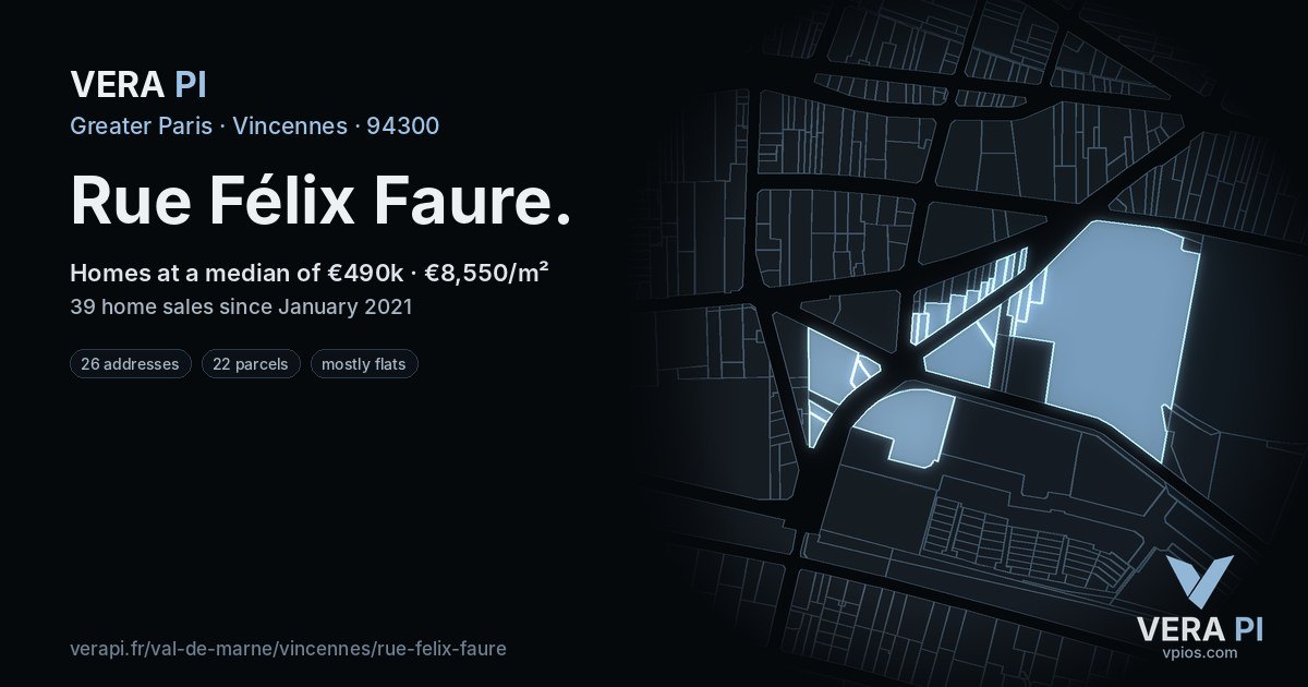 Rue Félix Faure, Vincennes at night – every parcel coloured by the prices around it, the street's own parcels lit