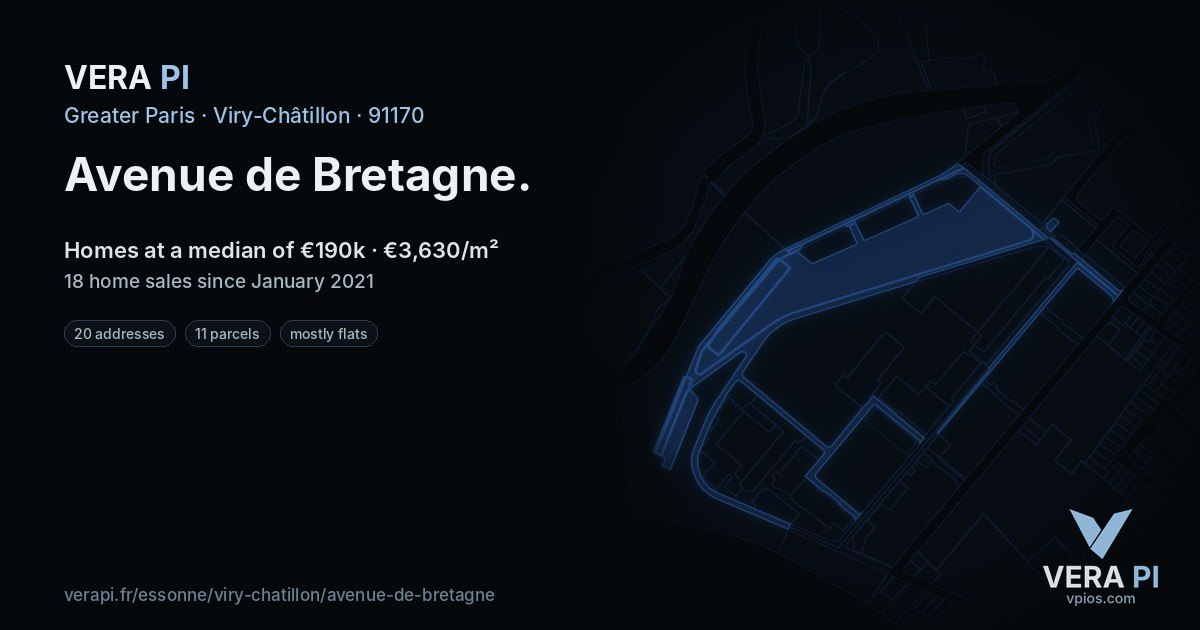 Avenue de Bretagne, Viry-Châtillon at night – every parcel coloured by the prices around it, the street's own parcels lit