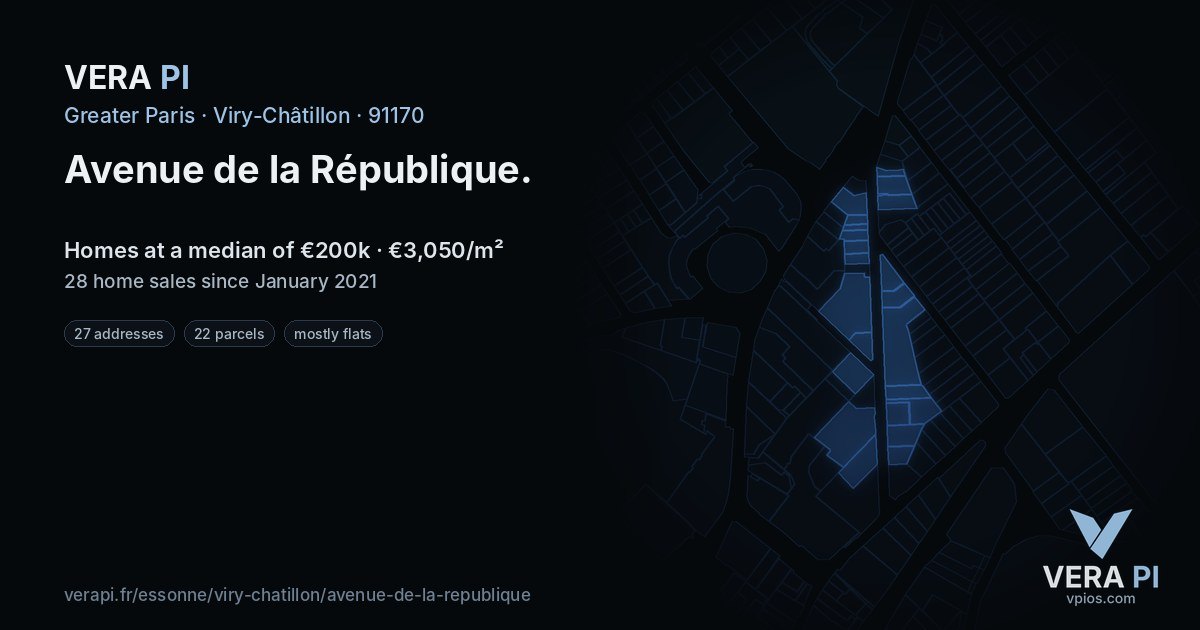 Avenue de la République, Viry-Châtillon at night – every parcel coloured by the prices around it, the street's own parcels lit