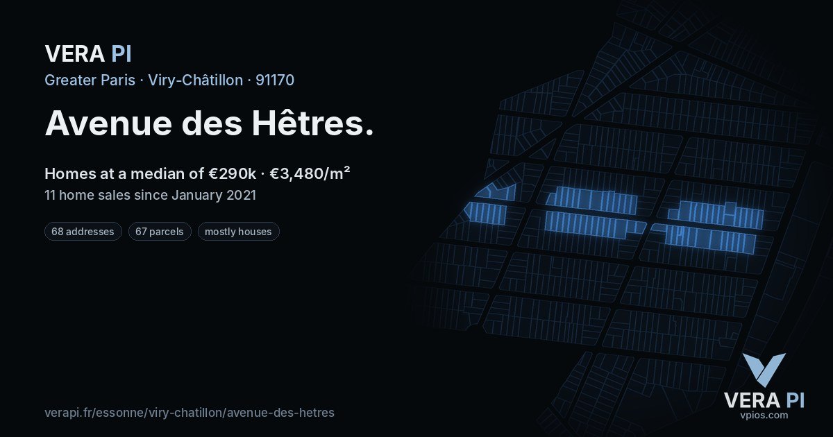 Avenue des Hêtres, Viry-Châtillon at night – every parcel coloured by the prices around it, the street's own parcels lit