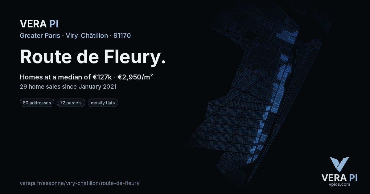 Route de Fleury, Viry-Châtillon at night – every parcel coloured by the prices around it, the street's own parcels lit