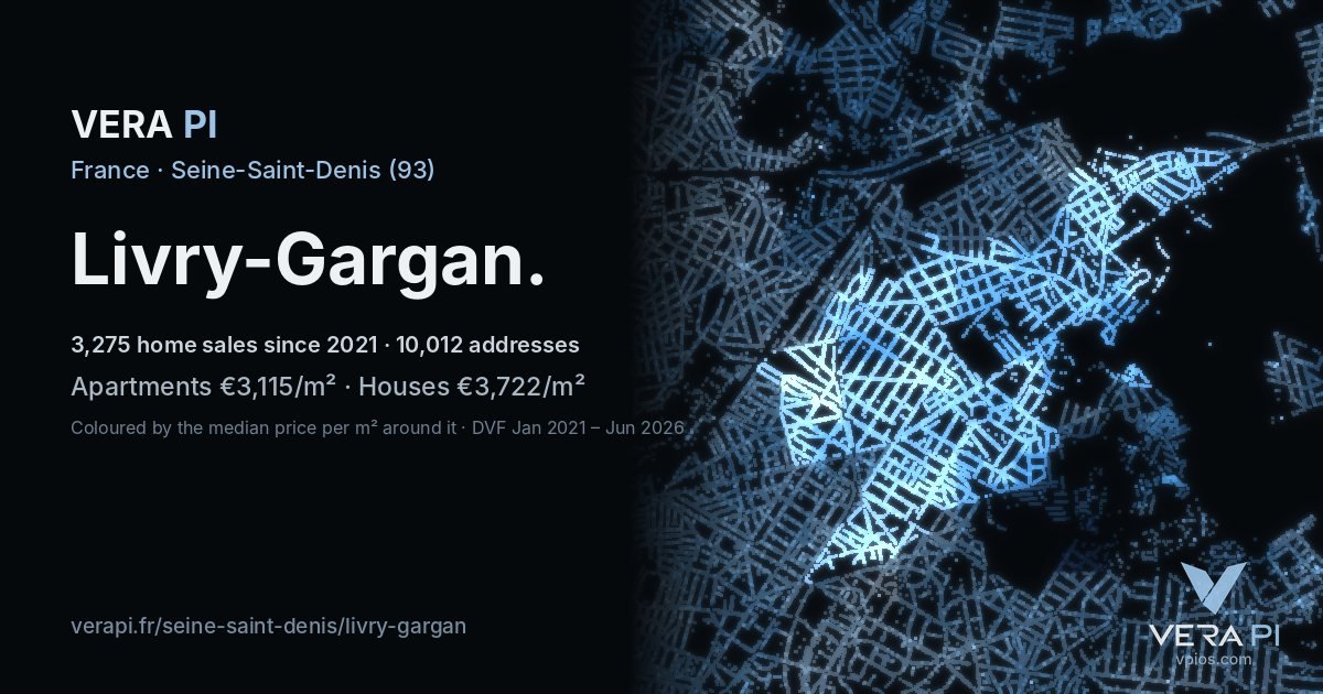 Rond Point Quesnay, Livry-Gargan at night – every parcel coloured by the prices around it, the street's own parcels lit