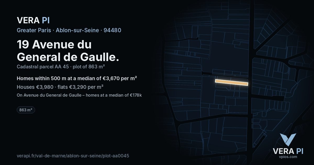 19 Avenue du General de Gaulle, Ablon-sur-Seine at night – the plot lit, the parcels around coloured by the prices near them