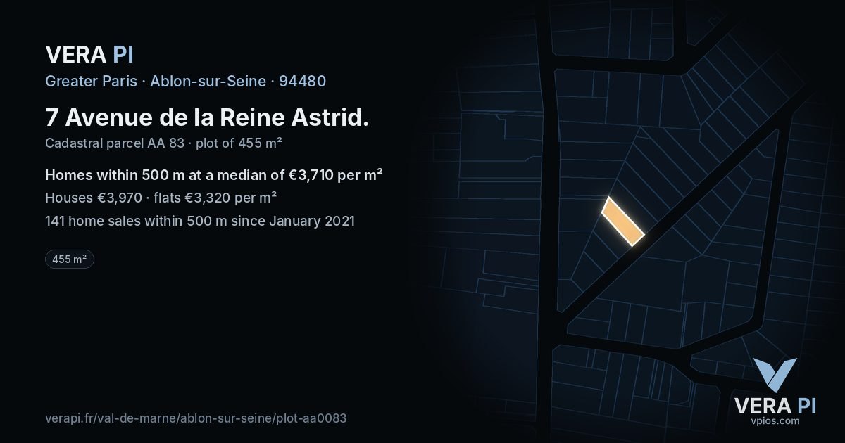 7 Avenue de la Reine Astrid, Ablon-sur-Seine at night – the plot lit, the parcels around coloured by the prices near them