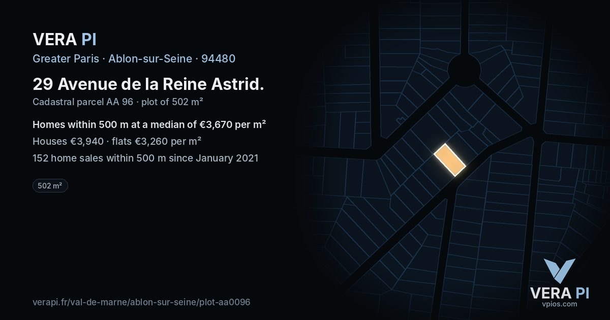 29 Avenue de la Reine Astrid, Ablon-sur-Seine at night – the plot lit, the parcels around coloured by the prices near them