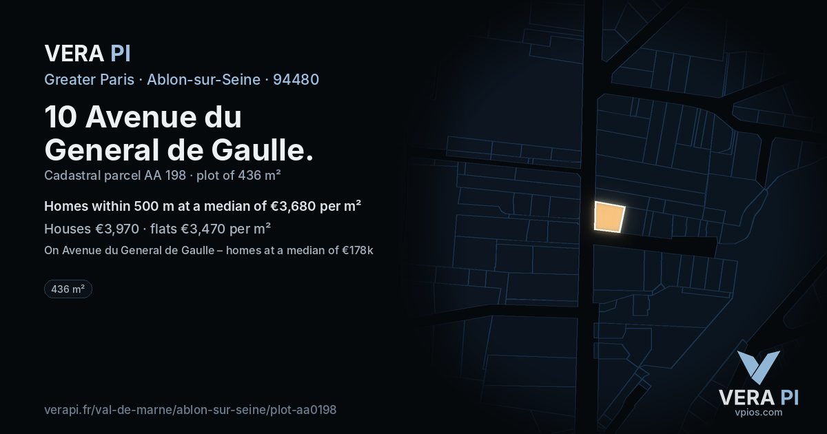 10 Avenue du General de Gaulle, Ablon-sur-Seine at night – the plot lit, the parcels around coloured by the prices near them