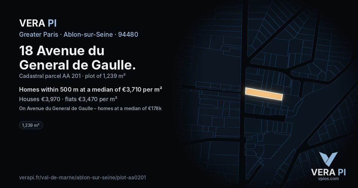 18 Avenue du General de Gaulle, Ablon-sur-Seine at night – the plot lit, the parcels around coloured by the prices near them
